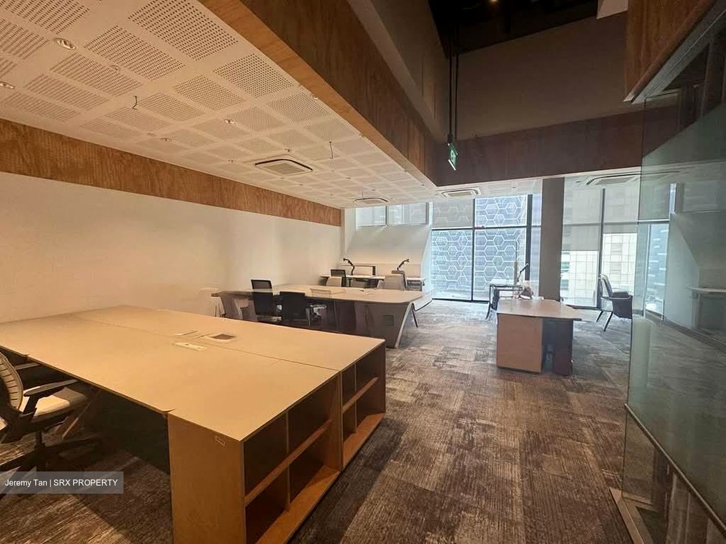 Tahir Building (D1), Office #589659661